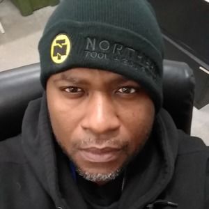 Meet your Posher, Lonnie